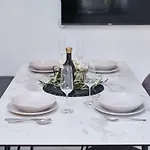 Lamer Luxus-suite Von Litto By Interhome
