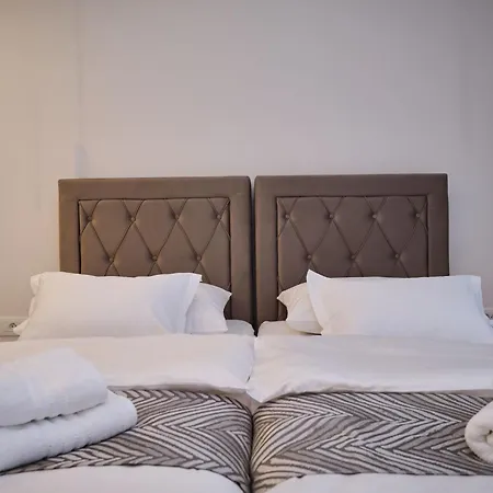 Lamer Luxus-suite Von Litto By Interhome 아파트