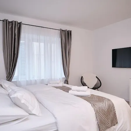 Lamer Luxus-suite Von Litto By Interhome 스플리트