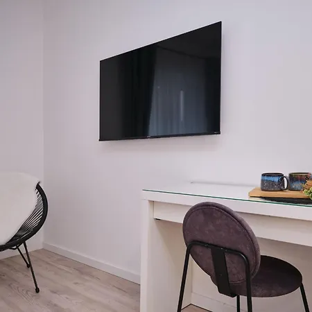 Lamer Luxus-suite Von Litto By Interhome *