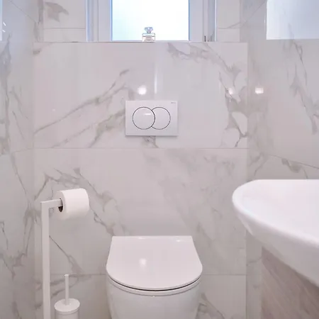 아파트 Lamer Luxus-suite Von Litto By Interhome 스플리트