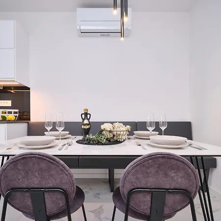 아파트 Lamer Luxus-suite Von Litto By Interhome 스플리트