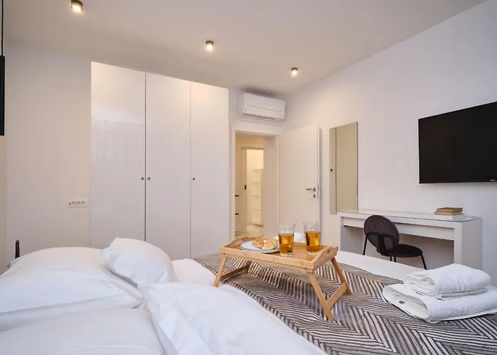 Lamer Luxus-suite Von Litto By Interhome Apartment