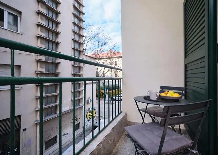 Lamer Luxus-suite Von Litto By Interhome