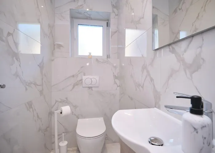 Lamer Luxus-suite Von Litto By Interhome Apartment Split