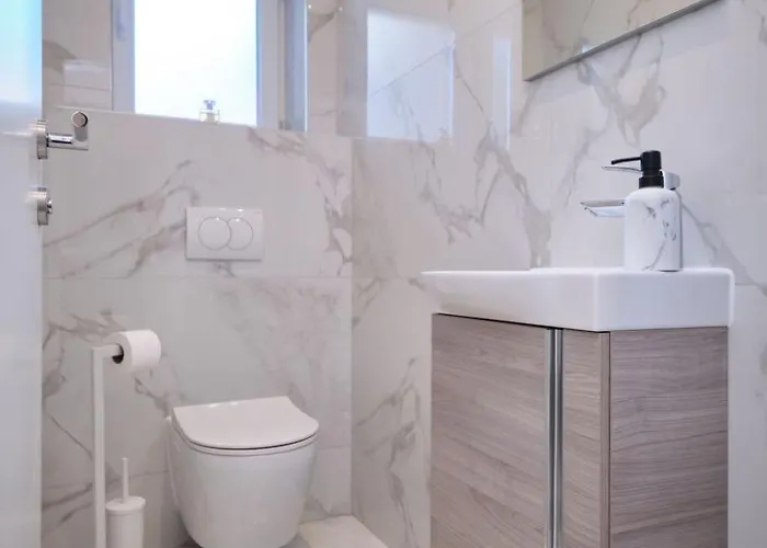 Lamer Luxus-suite Von Litto By Interhome *