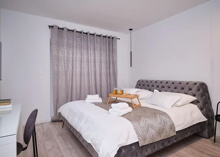 Lamer Luxus-suite Von Litto By Interhome Apartment