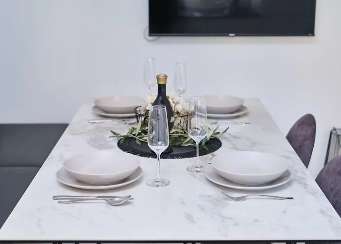 Lamer Luxus-suite Von Litto By Interhome